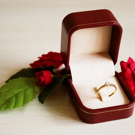 Alianza de boda, plana, matizada-brillo, grabado exterior